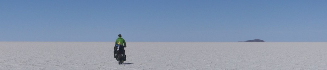 Incahuasi-biketrip-uyuni